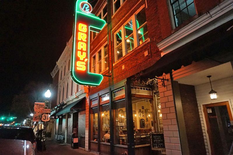 Gray's on Main — Franklin