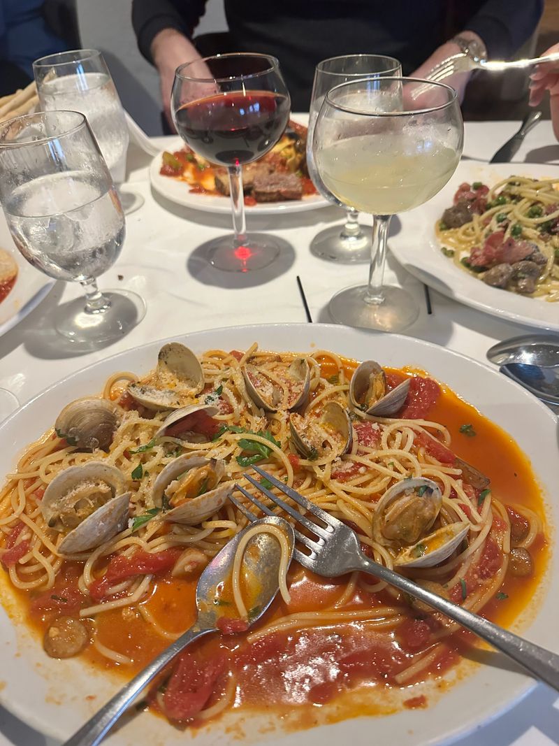 Enzo’s on the Lake 