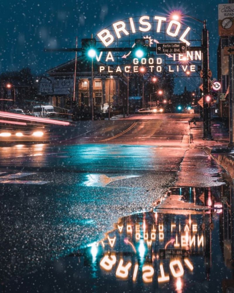 Helped Launch Country Music's Big Bang (Bristol)