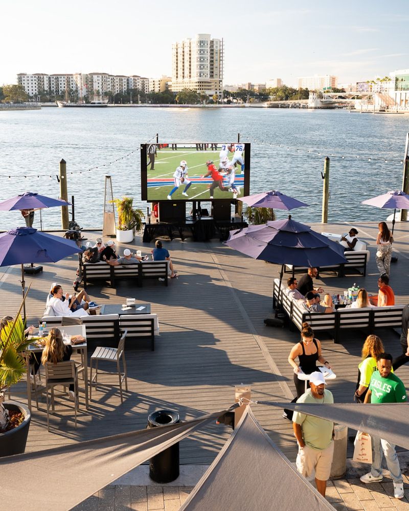 Lower Deck (Harbour Island)