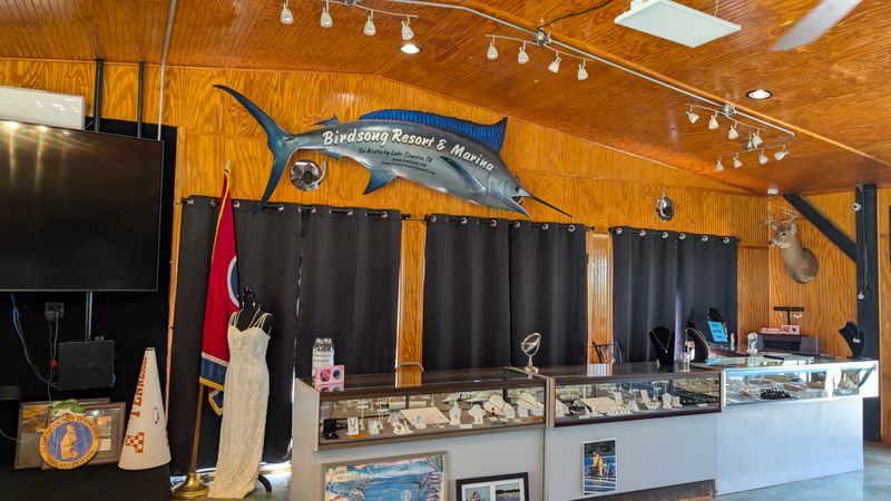 Tennessee River Freshwater Pearl Museum — Camden