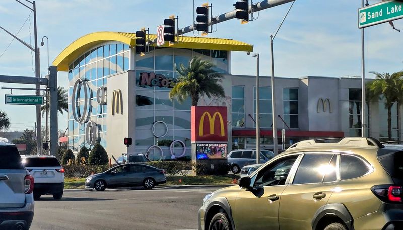 How to order like a pro and find a seat