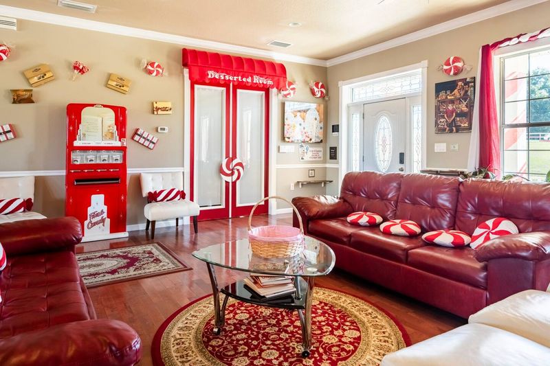 The Sweet Escape (Clermont, FL)