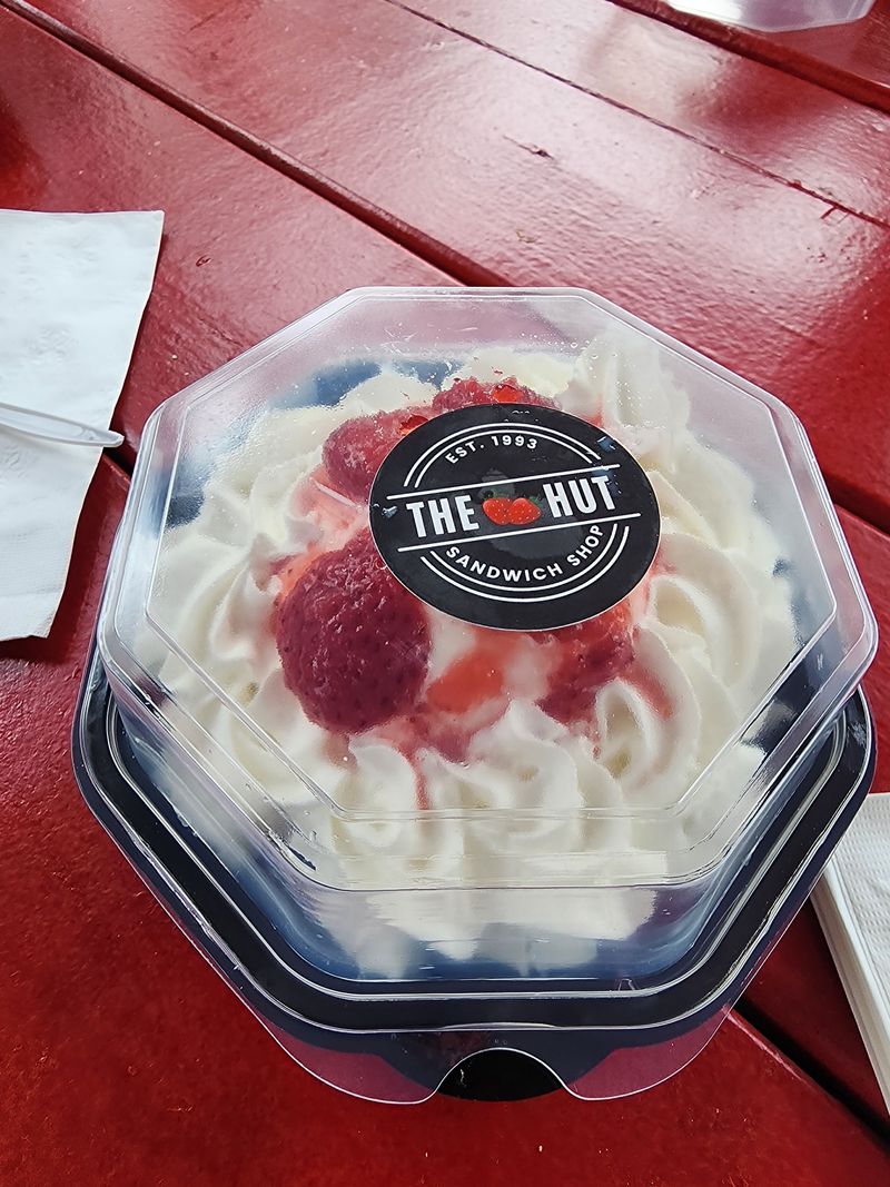 Strawberry Hut Sandwich Shop