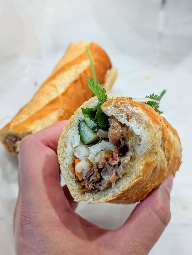 Bánh Mì Cali