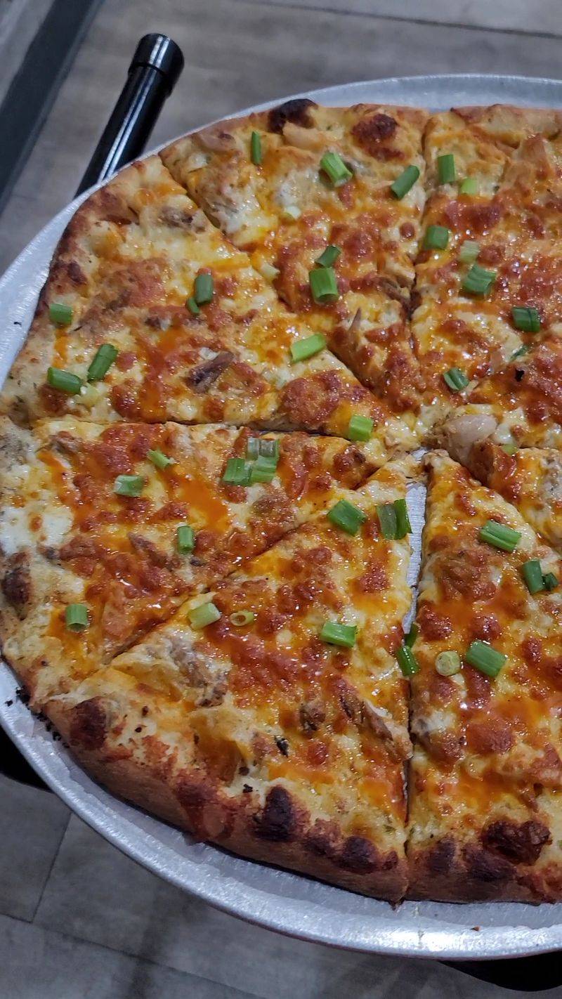The Pizza Joint Wood Fire Pies (Dunnellon)