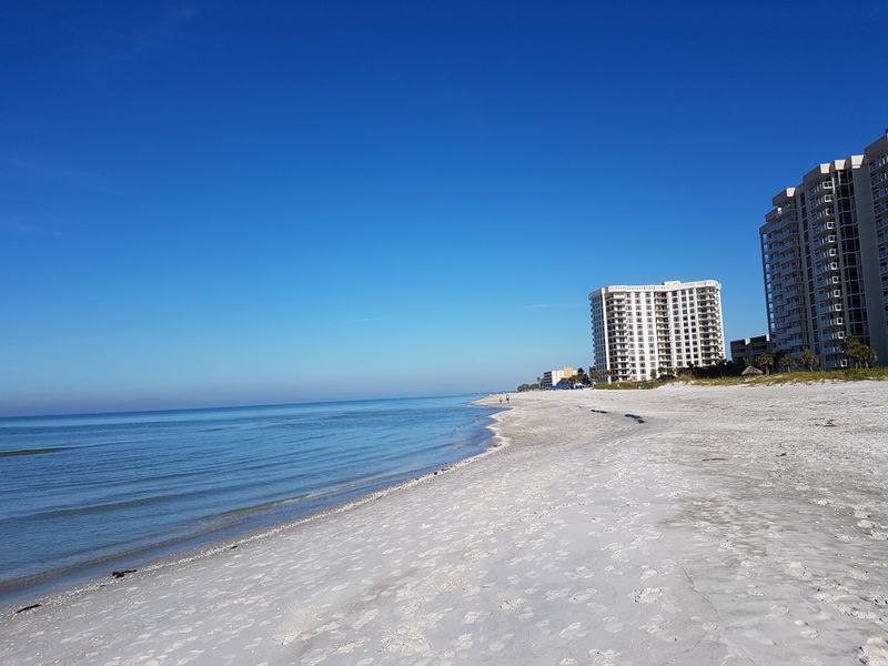 Hidden Beach Accesses and Quiet Corners