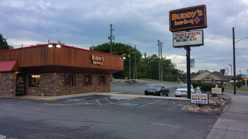 Buddy's Bar-B-Q (Magnolia Ave location) &mdash; Knoxville
