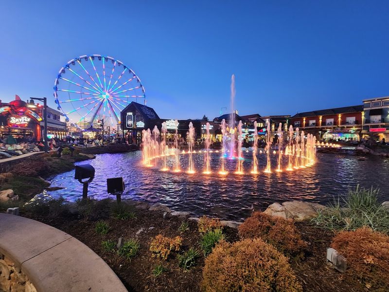 Wander the Island in Pigeon Forge
