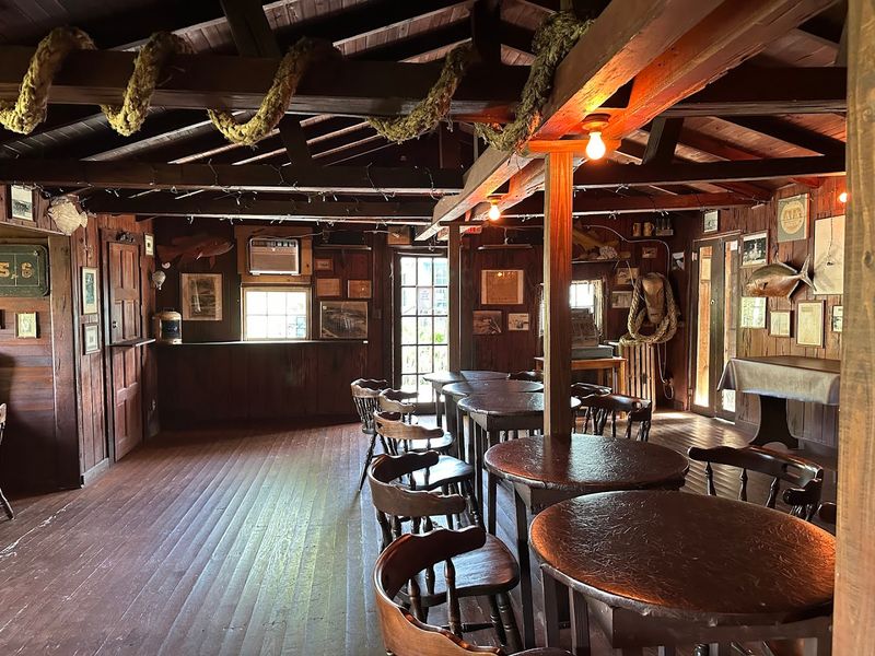 Cap’s Place (Lighthouse Point) — established 1928