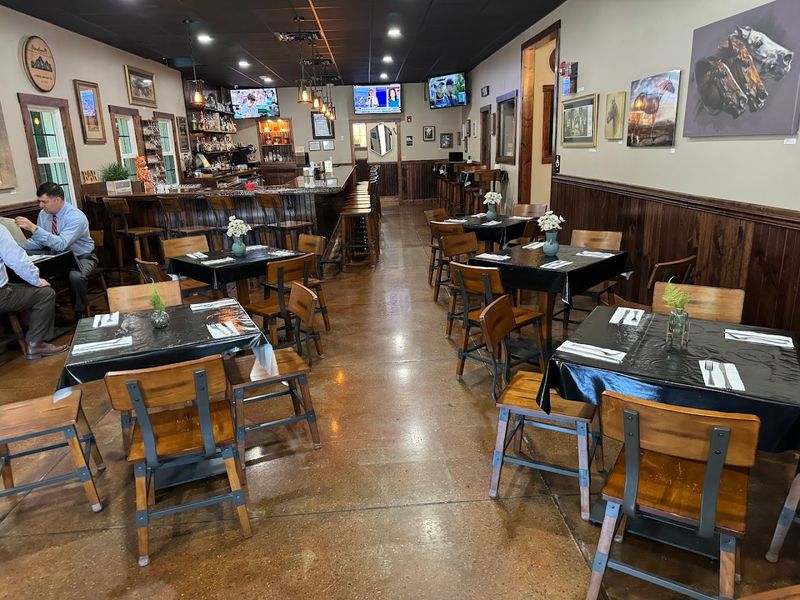 Nineteen19 Grill and Bar, Cumberland Gap