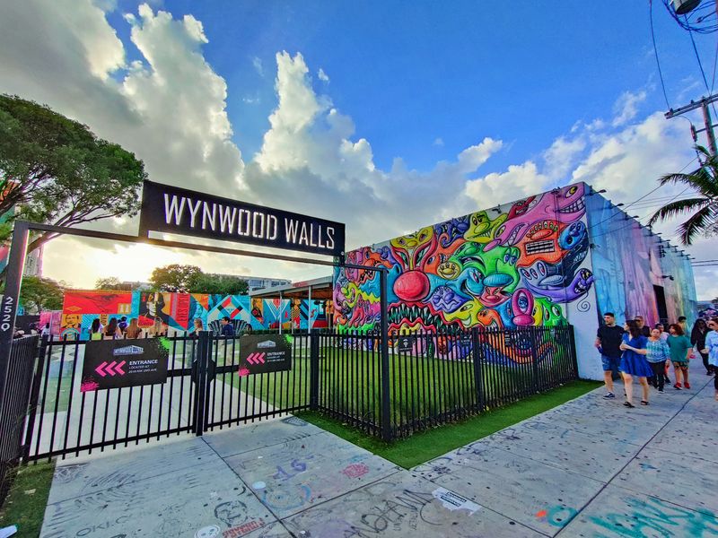 Wynwood Walls + a casual coffee
