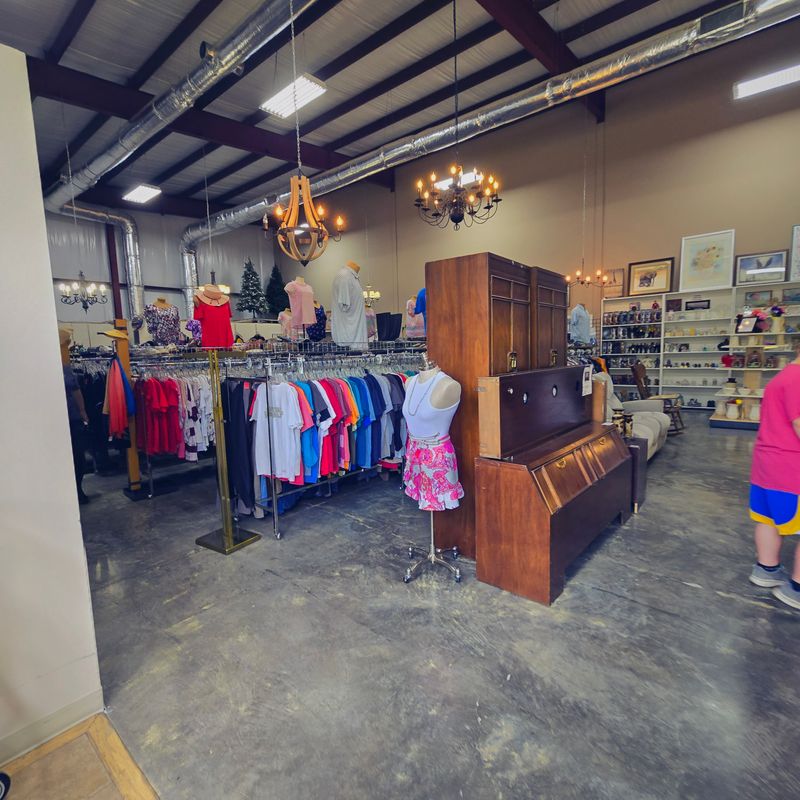 Tips for Scoring the Best Deals at LIVE-IT Thrift Store