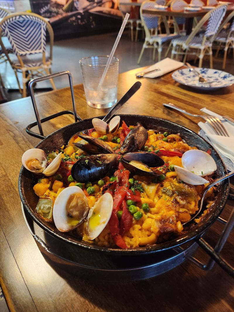 Turull's Kitchen & Bar