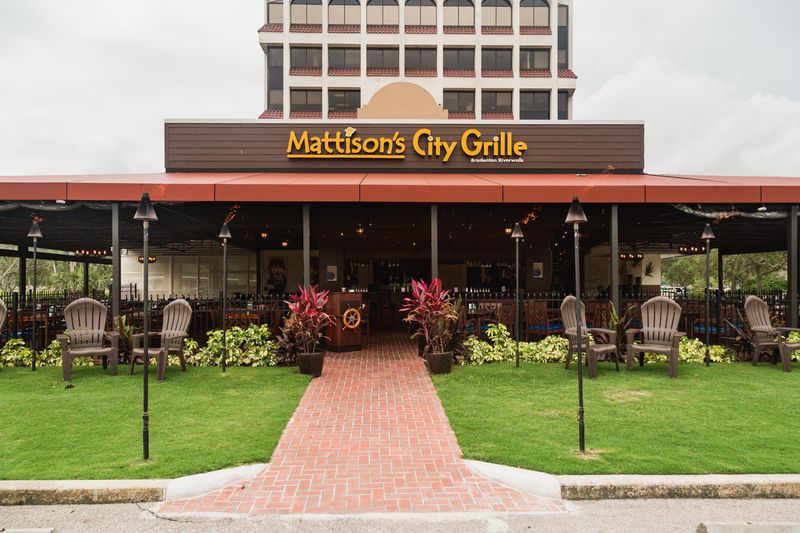 Mattison’s Riverwalk Grille