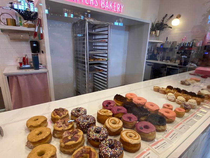 Five Daughters Bakery &mdash; Franklin