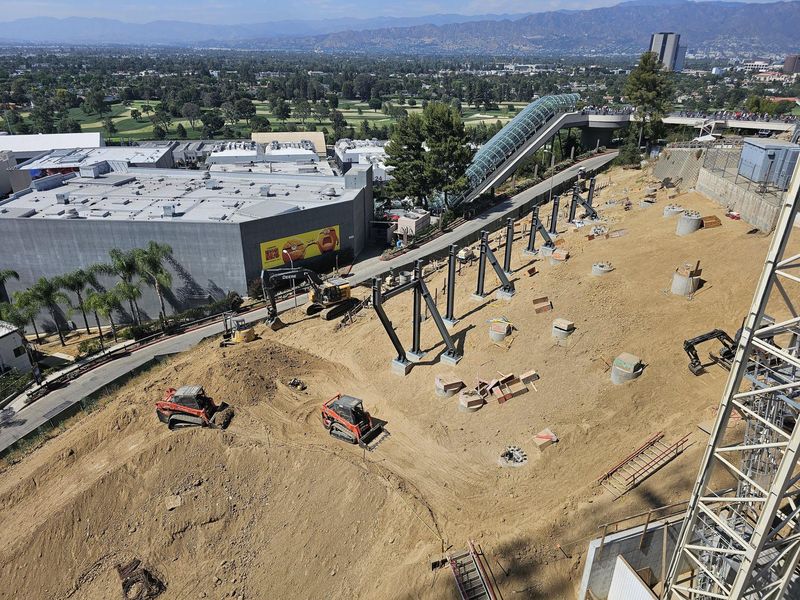 What exactly is Fast & Furious: Hollywood Drift