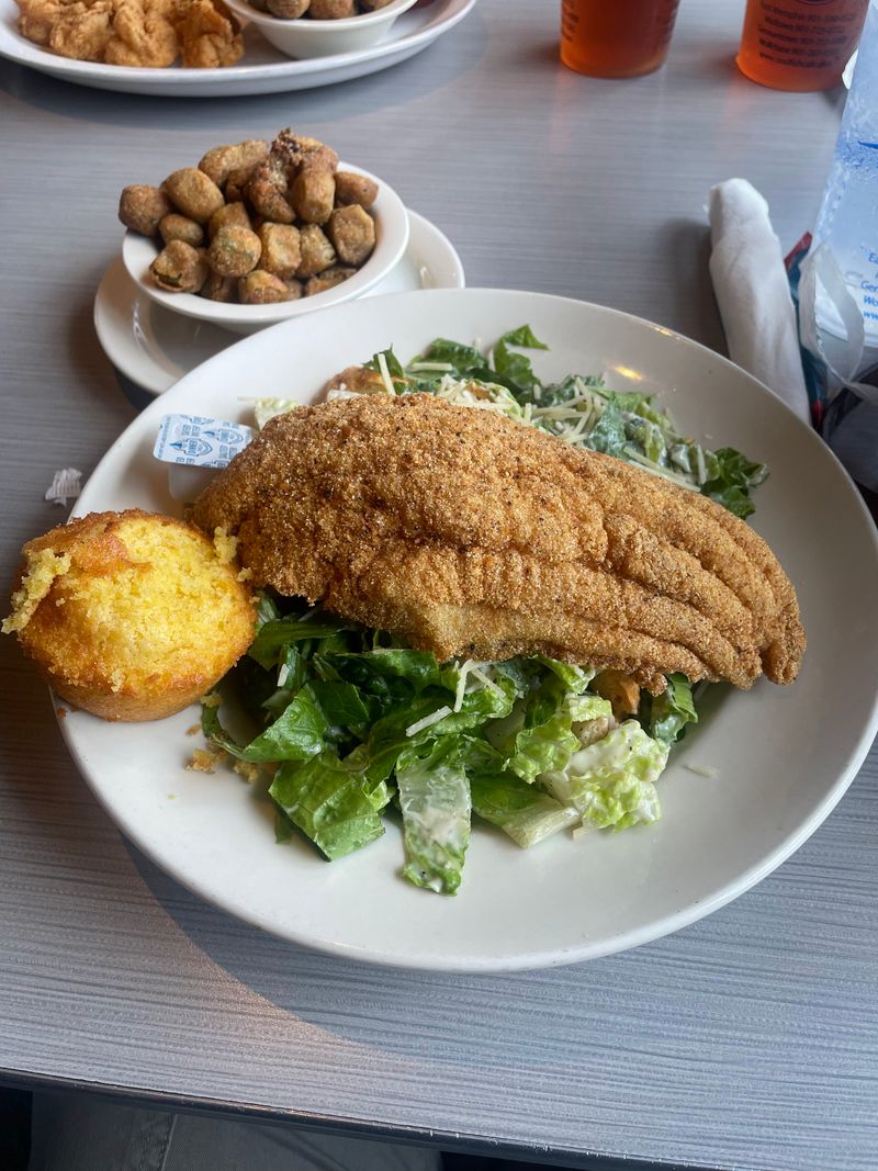 Soul Fish Cafe – Poplar Avenue (Memphis)