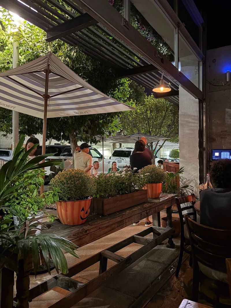 Lucali (Miami Beach)