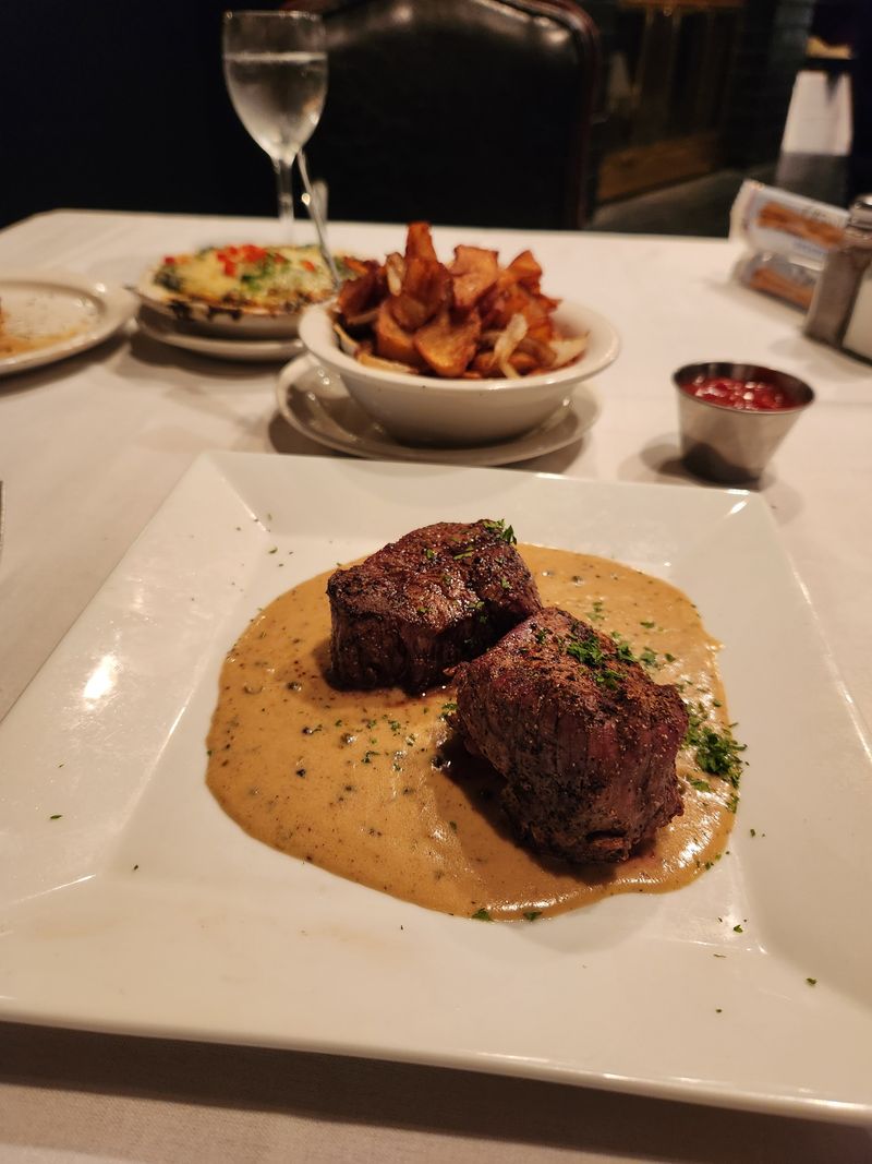 Folk’s Folly Prime Steak House (Memphis)