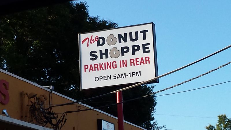 A Jacksonville Donut Institution Since 1962