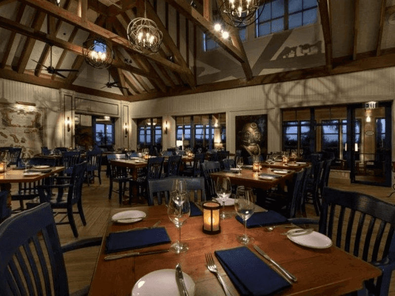 Wind & Waves Grill (Disney’s Vero Beach Resort)