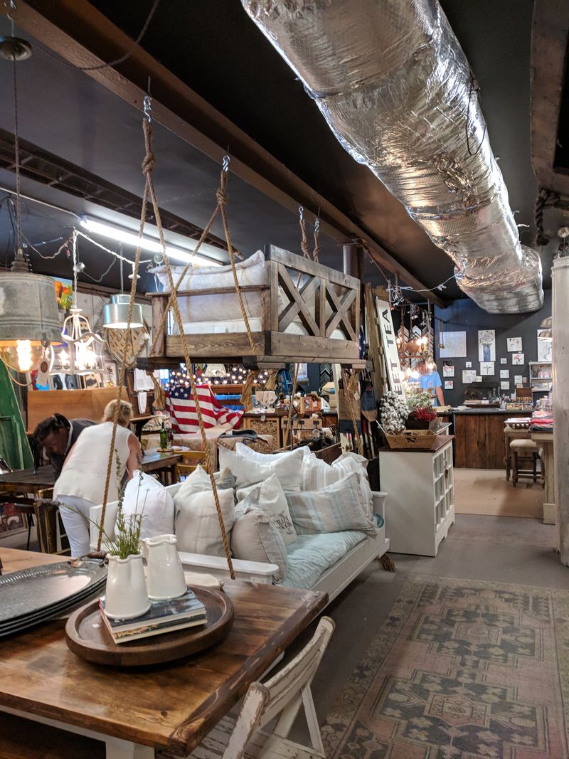 Franklin Antique Mall (Franklin)