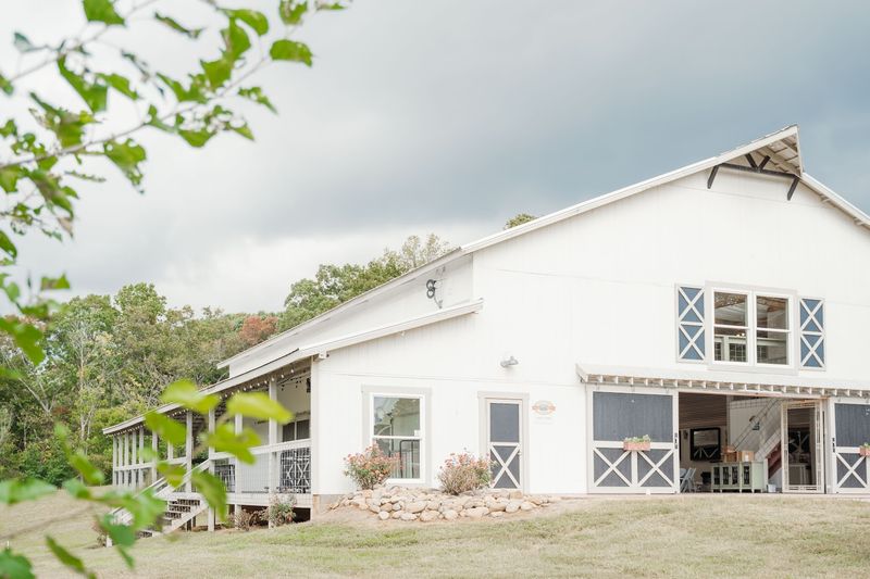 Welcome to Cedar Pond Farms in Tennessee