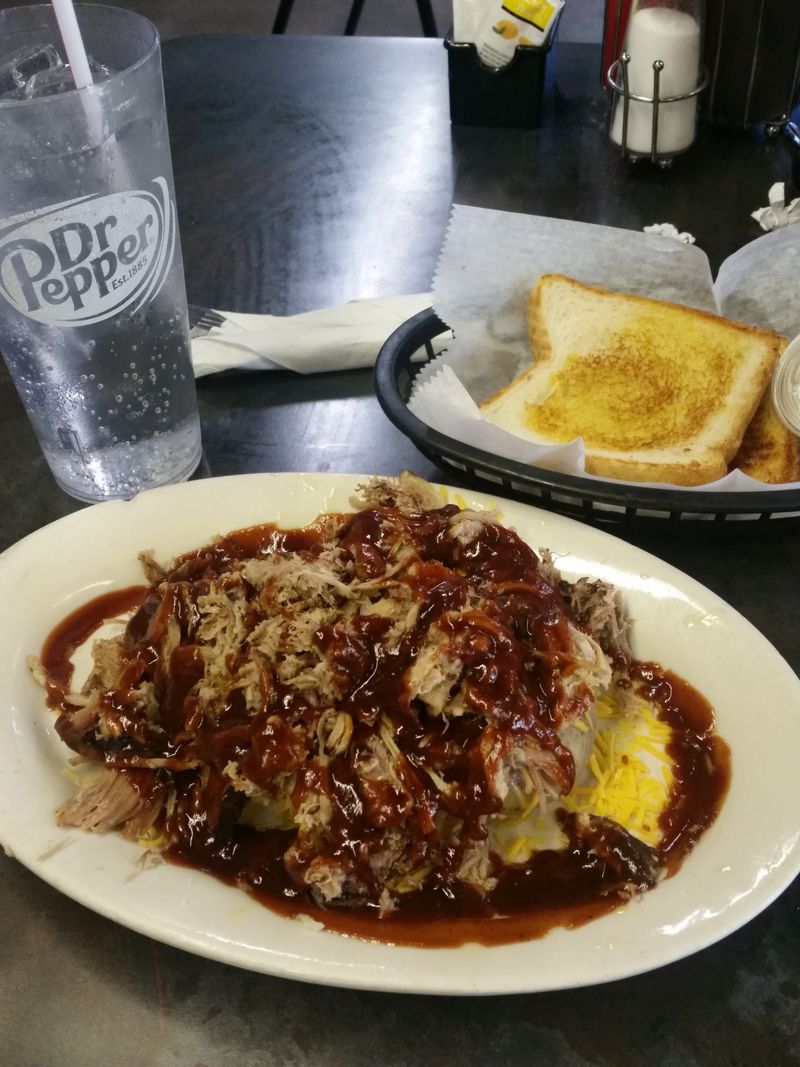 Nooga Q Smokehouse Grill (Chattanooga)