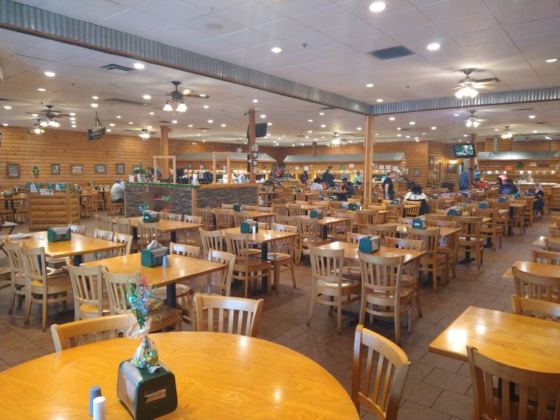 Why Farmers Family Restaurant Still Stands Out in Murfreesboro