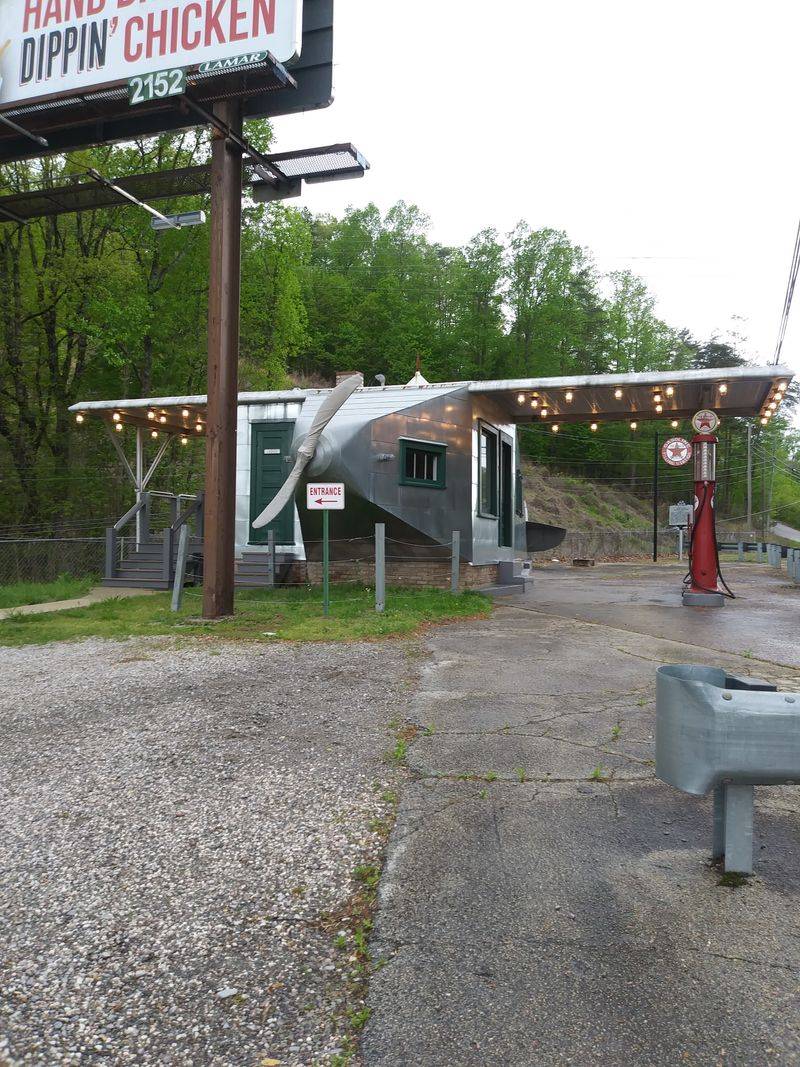 The Story Behind Knoxville's Famous Airplane Landmark