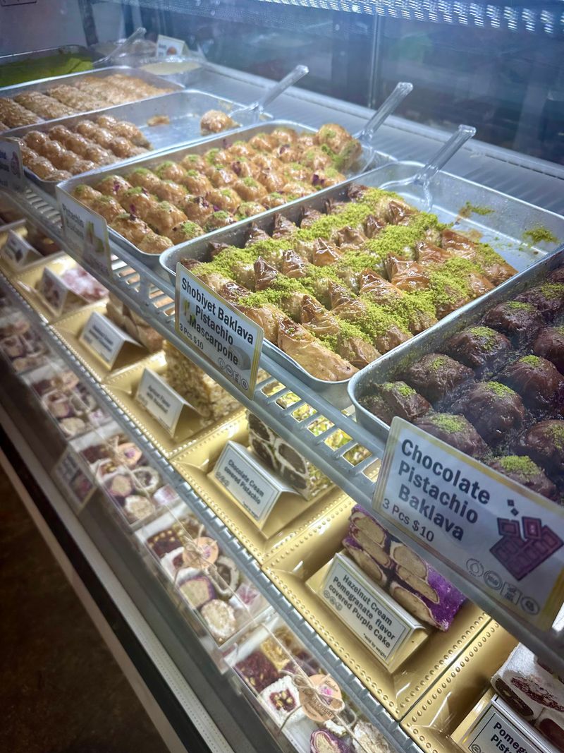 Yellow Green Farmers Market (Hollywood)