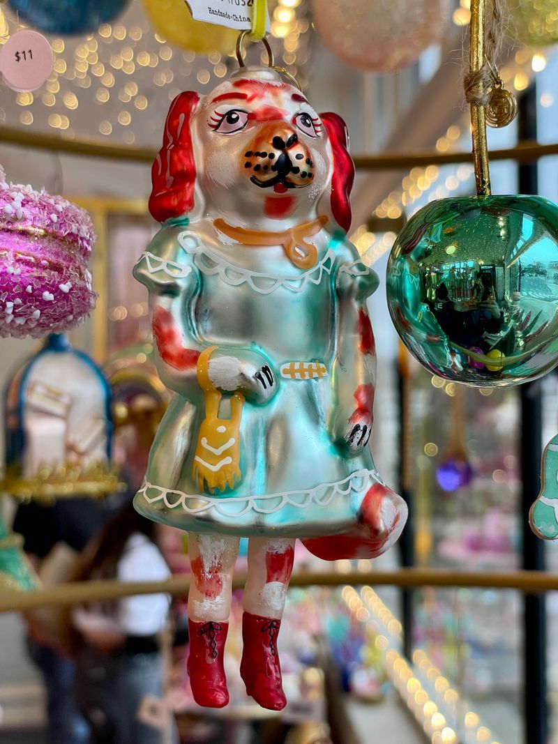 Giftable Ornaments and Keepsakes