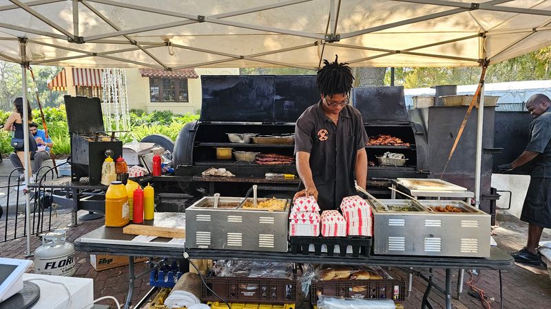 Orlando Farmers Market at Lake Eola (Orlando)