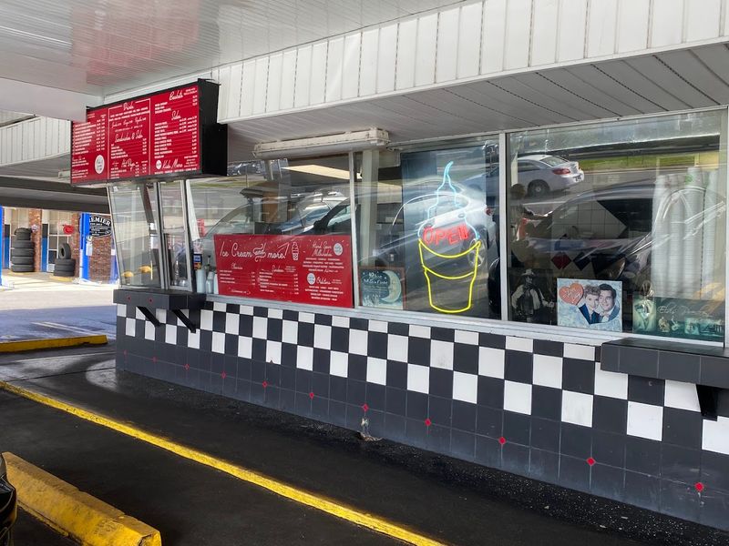 Crispy Sides: Rings, Tots, and Fried Mushrooms