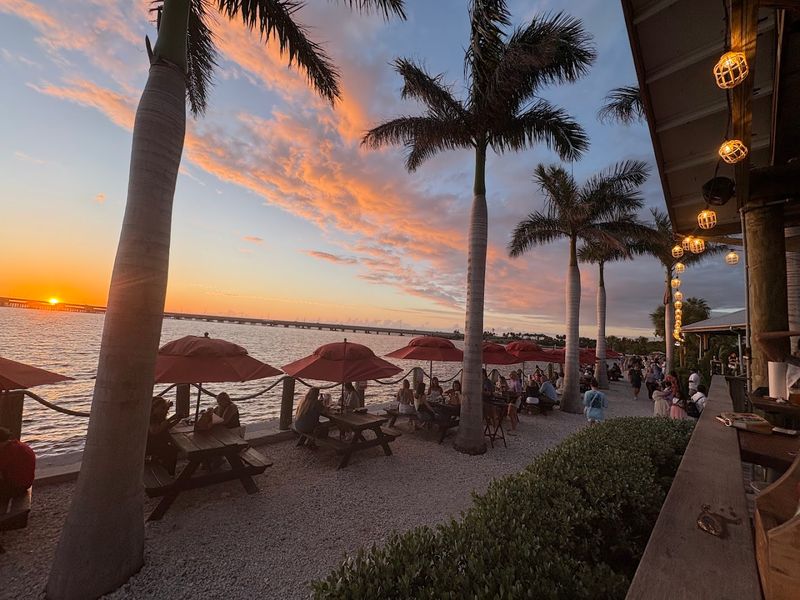 Salt Shack On The Bay (Tampa, Florida)