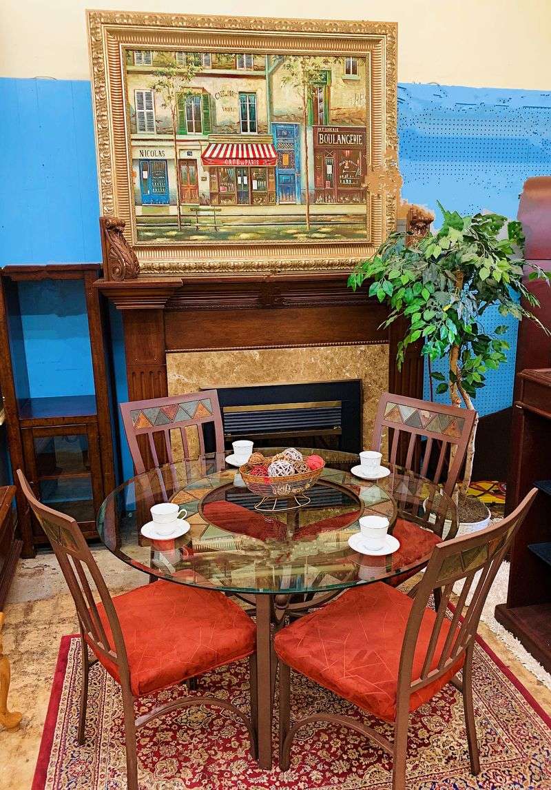 American Thrift Store (Hollywood, Florida)