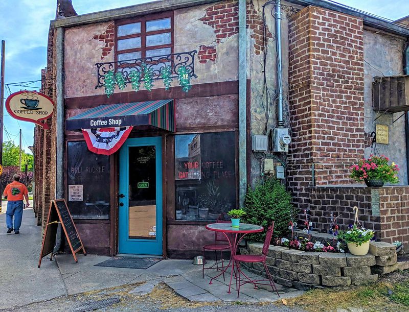 Antique and Quilt Browsing on Main