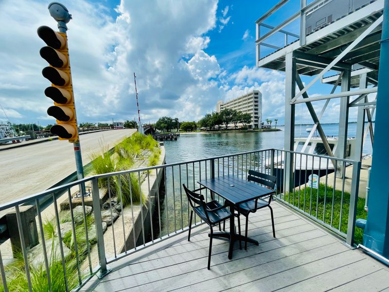 Tarpon Dock Seafood Market (Panama City, FL)