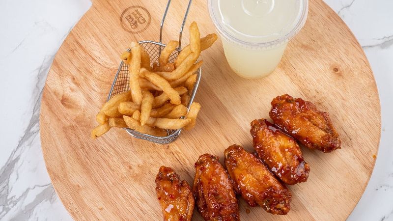 Kukuruku Crispy Chicken