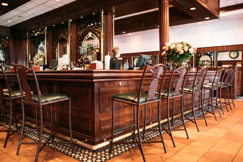 Joe’s Stone Crab (1913) — Miami Beach