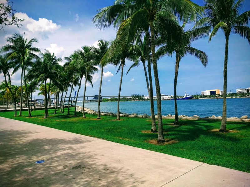 Bayfront Park (Downtown Miami)