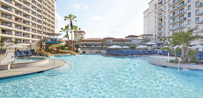 The Waterfront Beach Resort, Huntington Beach