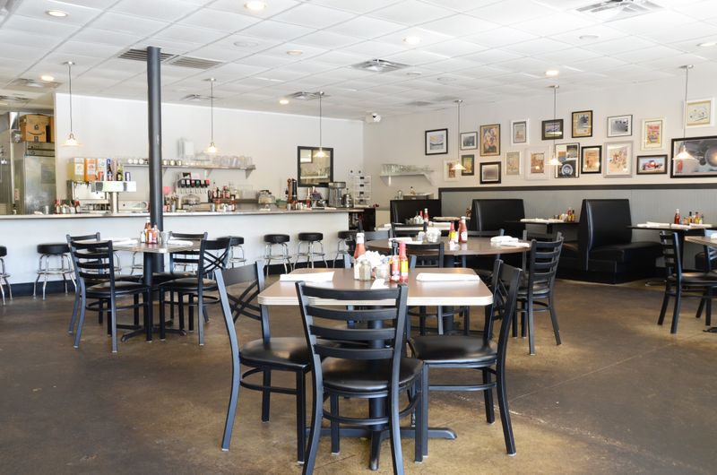 Flat Tire Diner, Old Hickory