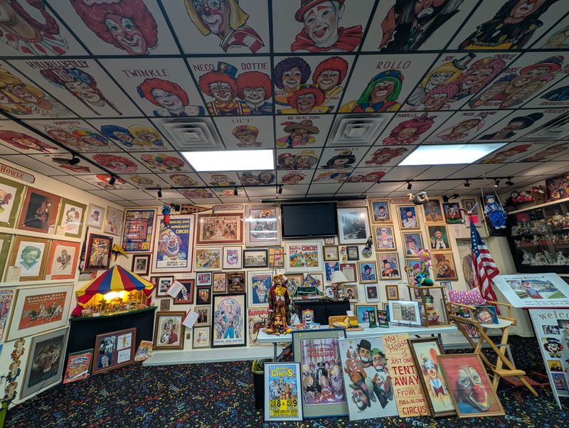 Toby’s Clown School & Museum 