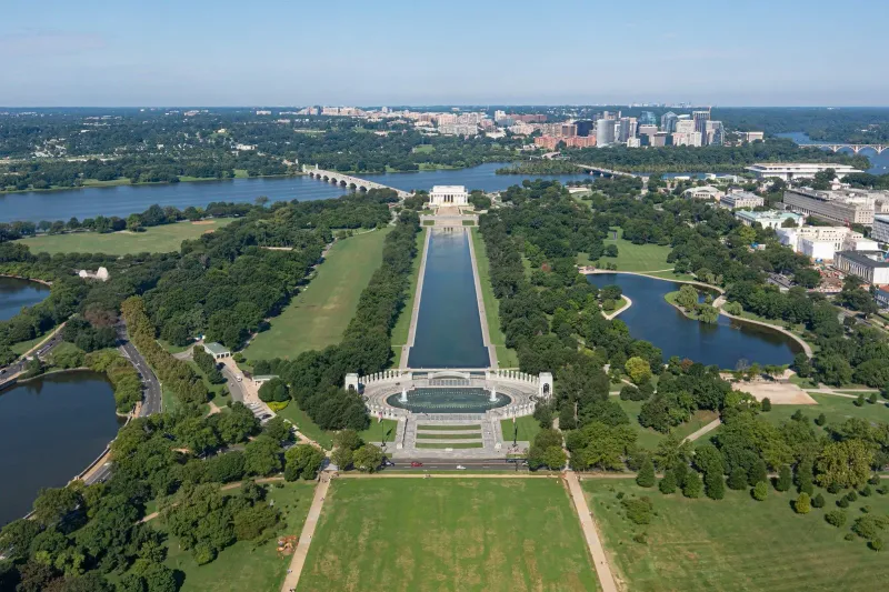 Visit the National Mall