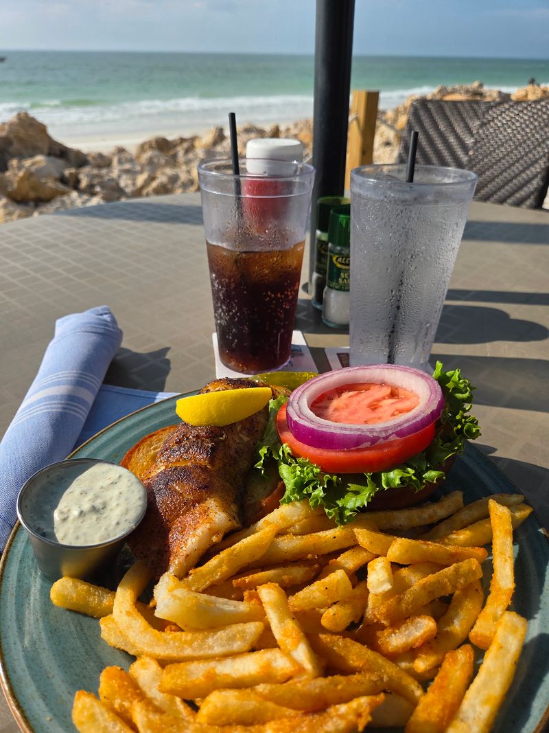 Beach House Waterfront Restaurant (Bradenton Beach)