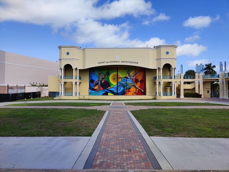 Mizner Park Amphitheater Nights