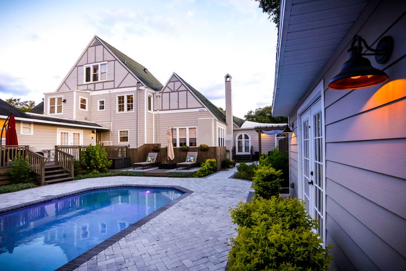 The Kenwood Gables B&B — St. Petersburg