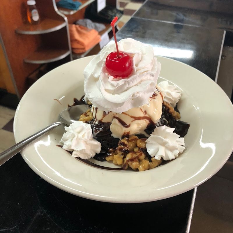 Hand-Mixed Milkshakes, Floats, and Classic Ice Cream Treats